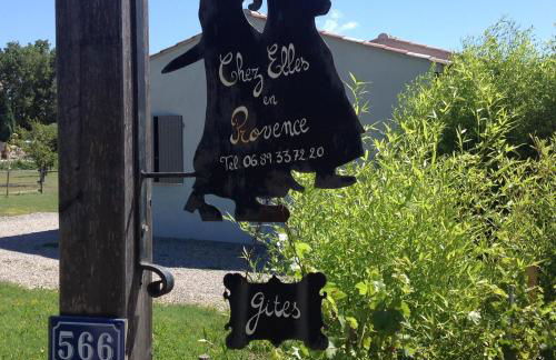 CHEZ ELLES EN PROVENCE - Photo 10