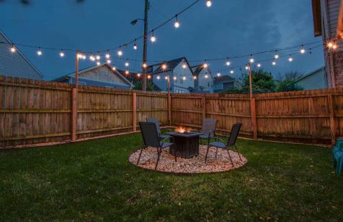 Private Backyard - Near Bicentennial Park - Foto 33