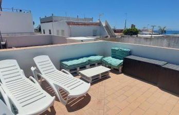 Casa totalmente nueva a 50 metros de la playa - Foto 6