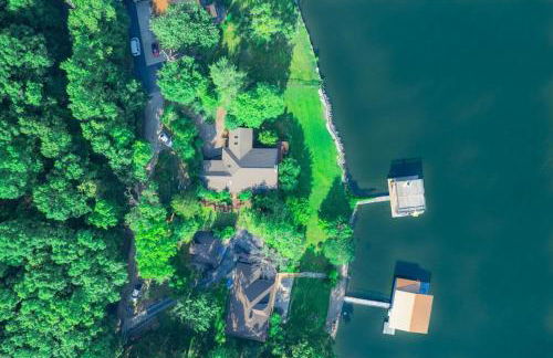 The Linn Creek Lodge Family Home with Private Dock - Foto 38