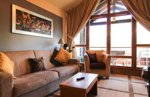 Exceptional 3 bed Penthouse with fireplace and stunning views - Foto 14