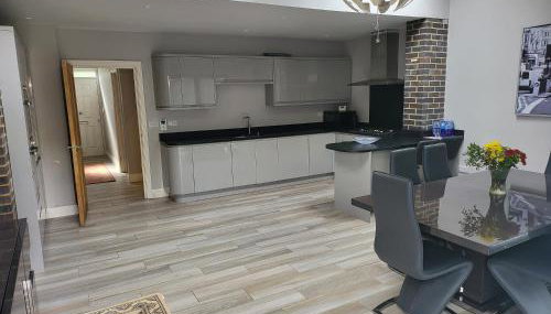 3 bedroom spacious house with parking - Foto 4