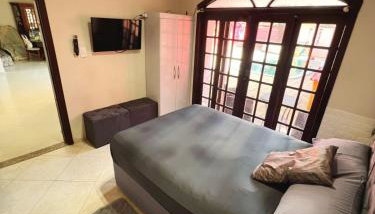 Casa com Piscina em Cabeçudas , 80 metros da Praia - Foto 4