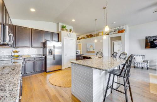 Stunning Peyton Retreat with Game Room, Private Yard - Foto 9