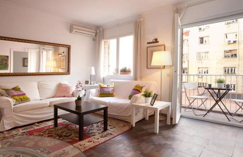 Letsgo Camp Nou Apartment - Photo 6