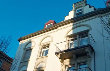 KönigsSCHLAF No1 - Kuschelnest im Herzen von Konstanz - Foto 4