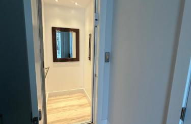 Entire Guest Suite with Elevator near Tysons Corner-Private & Independant - Foto 4