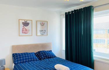 Sittingbourne, Kent - Photo 5