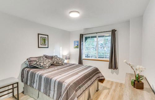 Crestline Home with Deck Less Than 2 Mi to Lake Gregory! - Foto 13