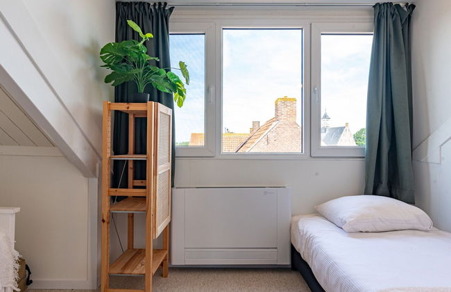 Pleasant Holiday Home in Vrouwenpolder With Garden - Photo 4