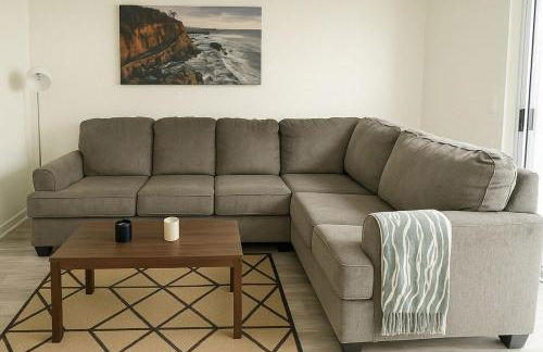 Spacious 2BR Townhouse - 3 Queens - Sleeps 8 - Foto 36