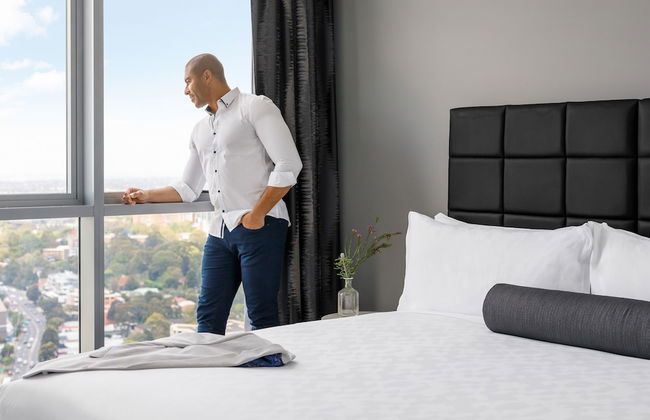 Meriton Suites Chatswood - Photo 14