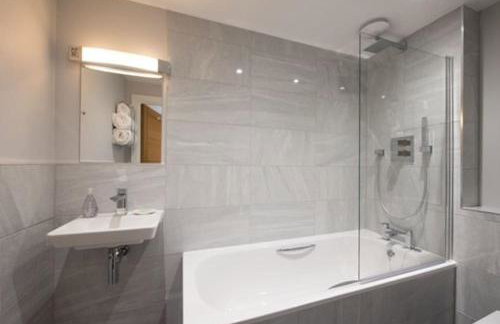 Beautiful, Spacious 1 bed flat - Foto 23