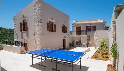Pavlina Villa , a hidden gem with heated pool and ping pong! - Foto 5