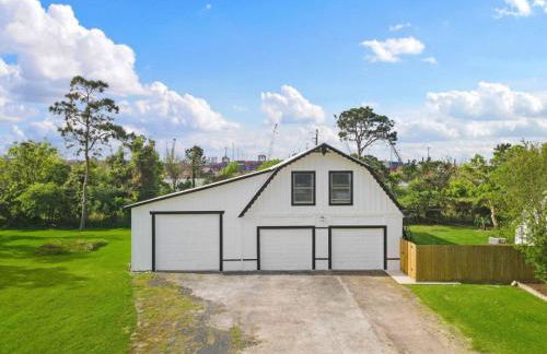 Sprawling estate with private pool and game room and guest house - Foto 3