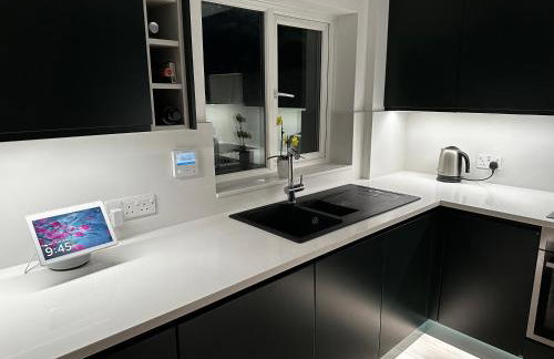 Luxury West London 3BR House, Cul De Sac - Foto 16