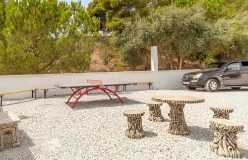 Gorgeous Home In Mezquitilla With Wifi - Photo 19