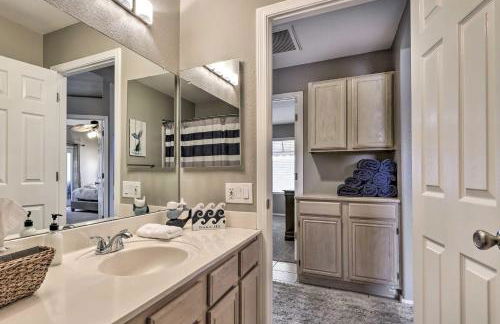 Hot Tub and Fire Pit Phoenix Oasis Near Hiking! - Foto 21