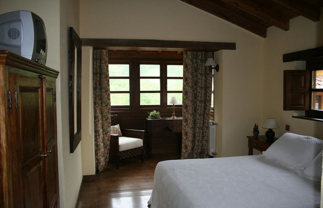 Alojamientos Rurales Valle de Bueida - Photo 16