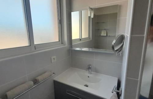 Petit Paradis Hyper Centre Sanary 3 chambres Parking Clims Wifi Terrasse - Foto 27