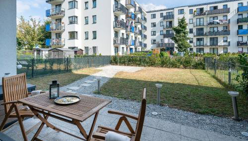 Elegant apartment with private garden, AC and garage, near airport - Foto 3