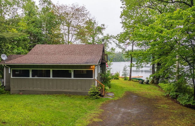 Bear Essentials Lakefront Hideaway - Foto 44