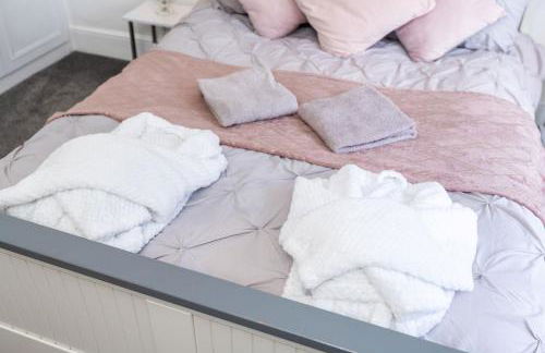 Northfield Cottage, Games & Arcade Room, Dog Friendly HS2, NEC, BHX, M42, Family Gatherings, Contractors, Hot Tube Hire Optional - Foto 46