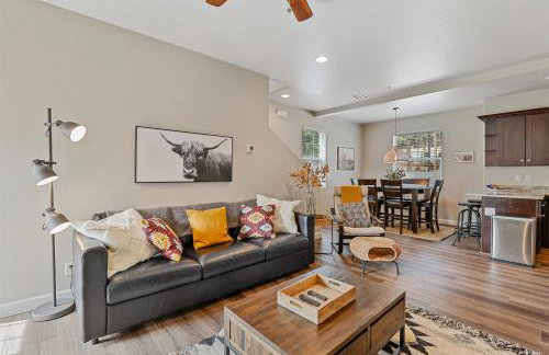 Moonlight Ridge Spacious Townhome 3 miles from Downtown AC Garage Near Snowbowl - Foto 6