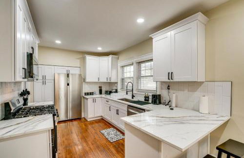 5 Mi to Dtwn Detroit Pet-Friendly Edison Home - Photo 9