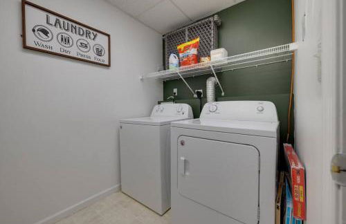 The Mountain Muse - Music, Games, HotTub, Sleeps12, PetsOk - Foto 10