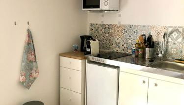 Logement neuf et climatisé, au coeur du village - Foto 2