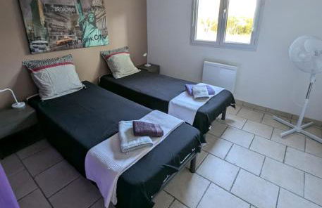 Peaceful 4 stars eco-friendly villa with private pool and parking - Foto 18