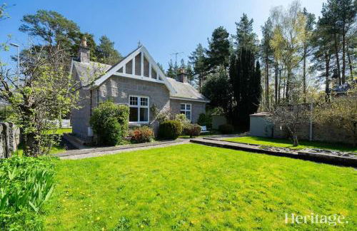 Station Cottage Dinnet Aboyne Aberdeenshire - Photo 1