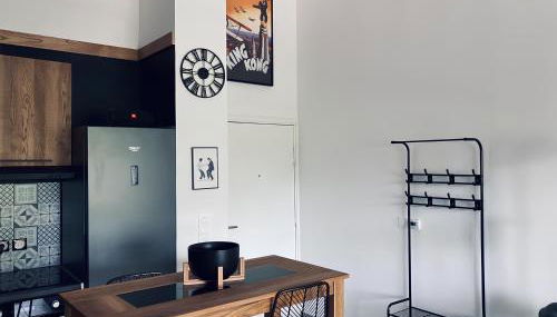 Appartement design au cœur de Montpellier avec parking privé - Photo 3