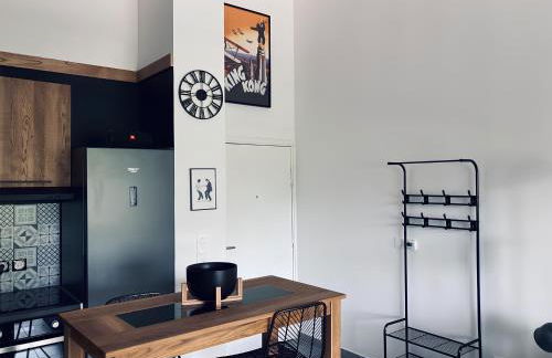 Appartement design au cœur de Montpellier avec parking privé - Photo 3