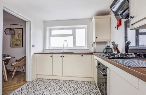 Stylish Flat Close To Beach - Pass the Keys - Foto 7