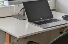 Charming Bright 2-Bed Heritage Flat, Battersea Park, London - Foto 37