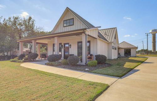 Walk to Shops and Winery! Stylish Dtwn Ovilla Home - Foto 23