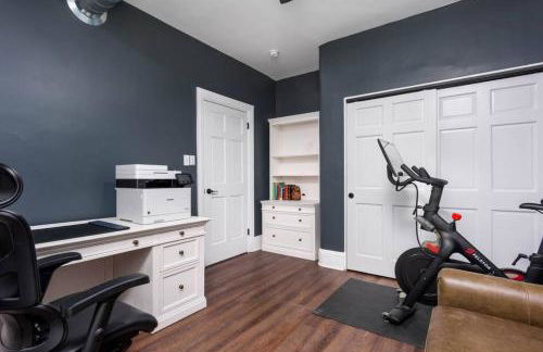 Flats on Front - Riverfront Gem Fast Wi-Fi 3F - Foto 26