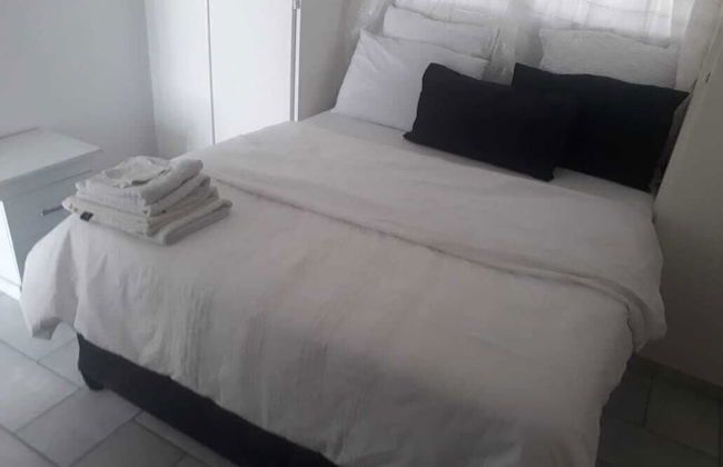 Rose Of Sandton - Photo 3