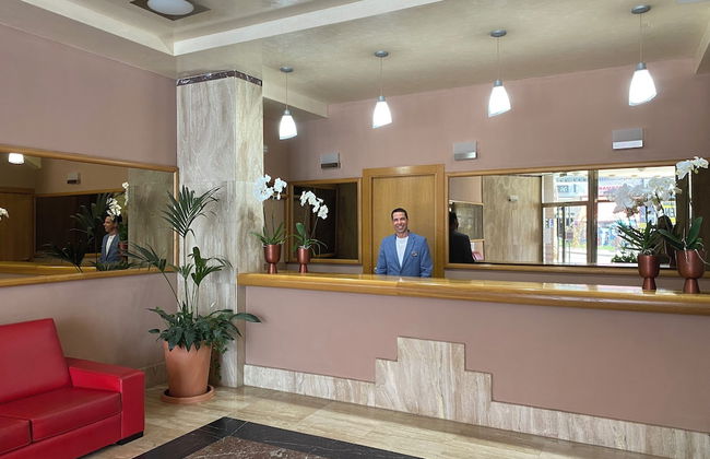 MS Apartamentos Puerto Marina - Photo 3