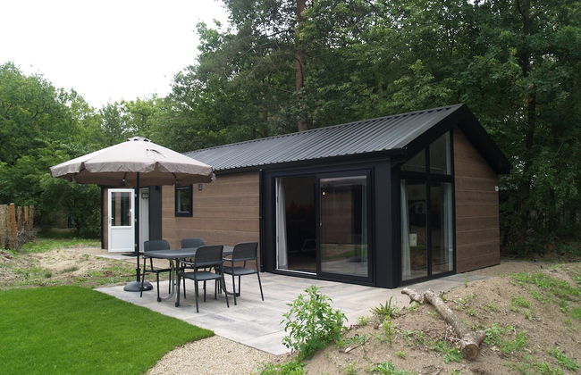 Modern Chalet Near Three National Parks - Photo 1