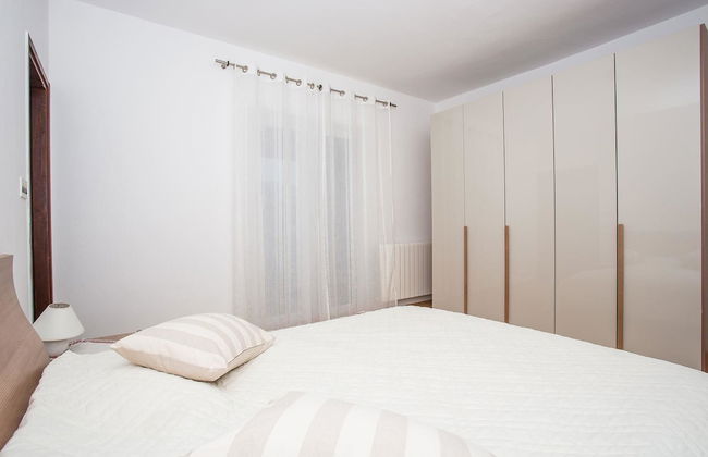 Apartments and Rooms Mlacović - Photo 5