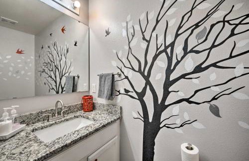 Game Room and Fenced Yard Home Near Disney World! - Foto 26