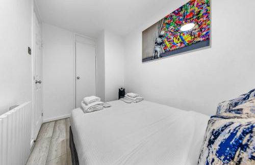 New Modern Hybrid 4 Bedrooms 7 Bed apartment 12 guest capacity - Foto 33