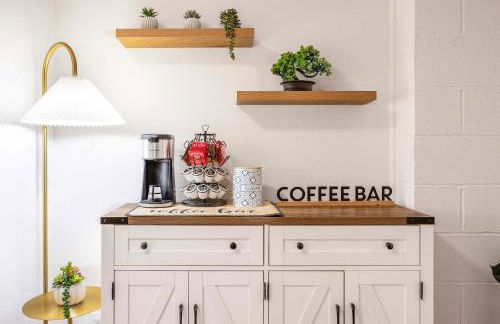 Serene Japanese Retreat w Sauna & Hot Tub Escape - Foto 23