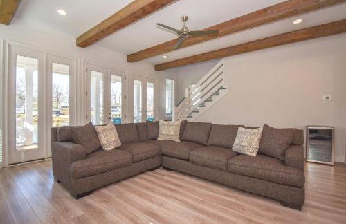 Changes In Latitude - Foto 14