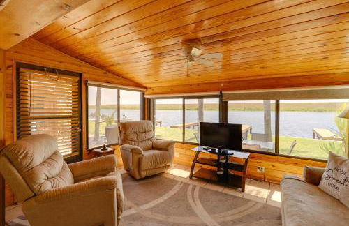 Boat, Fish and Swim Lakefront Cabin in Okeechobee! - Foto 5