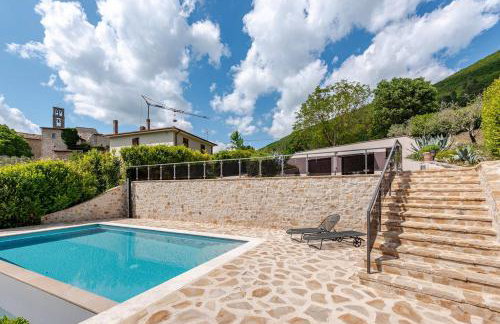 Scheggino - Casale con piscina e splendida vista - Foto 39