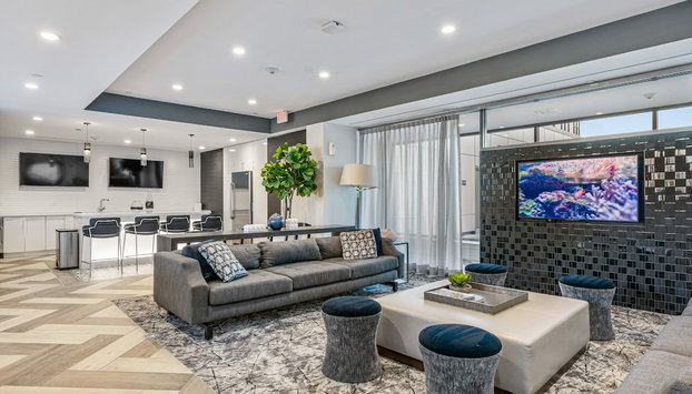Global Luxury Suites Downtown White Plains - Foto 5, Zona de estar del vestíbulo
